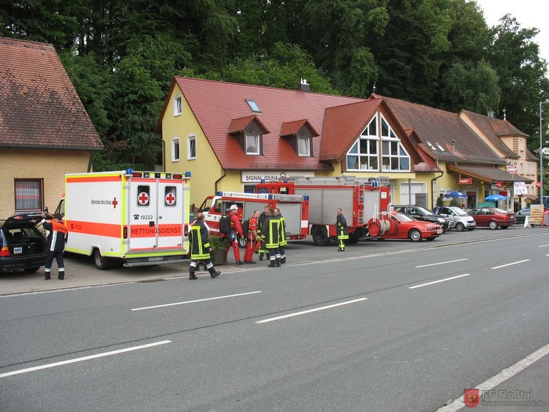 Bild 5 von 5 Die Einsatzstelle befindet sich direkt am Feuerwehrgerätehaus der FF Buchschwabach