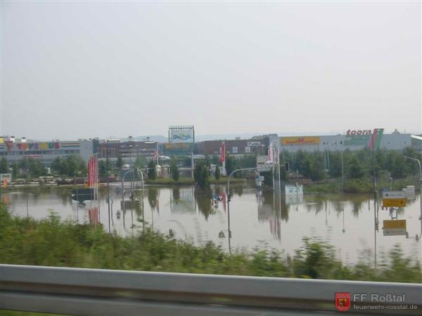 Bild 6 von 11 Das einzige Hochwasser, dass die Helfer zu sehen bekommen haben.(c) FF Cadolzburg