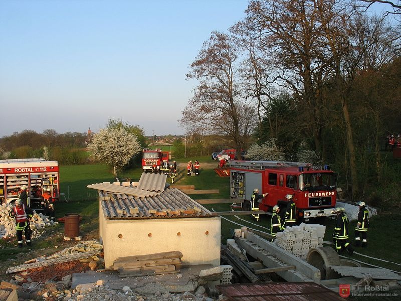 Bild 1 von 28 Eintreffen der Einsatzkräfte