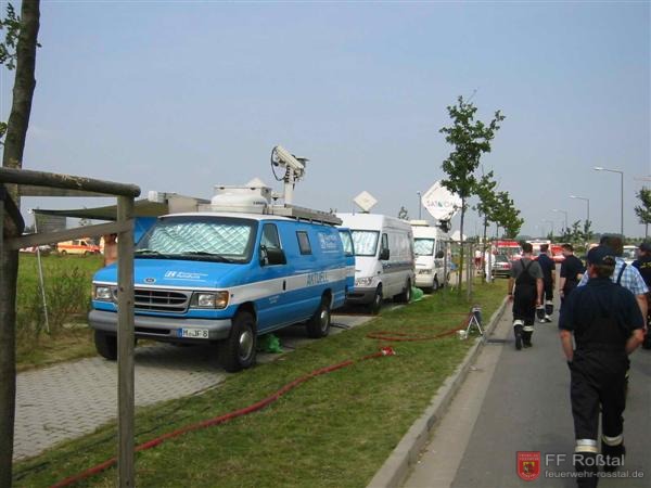 Bild 7 von 11 Am Flughafen Dresden.(c) FF Cadolzburg