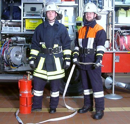 Bild des/der Ausrstungsgegenstands/-gegenstnde (Feuerwehrschutzanzug)