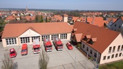 Hof der FF Roßtal mit Fahrzeugen